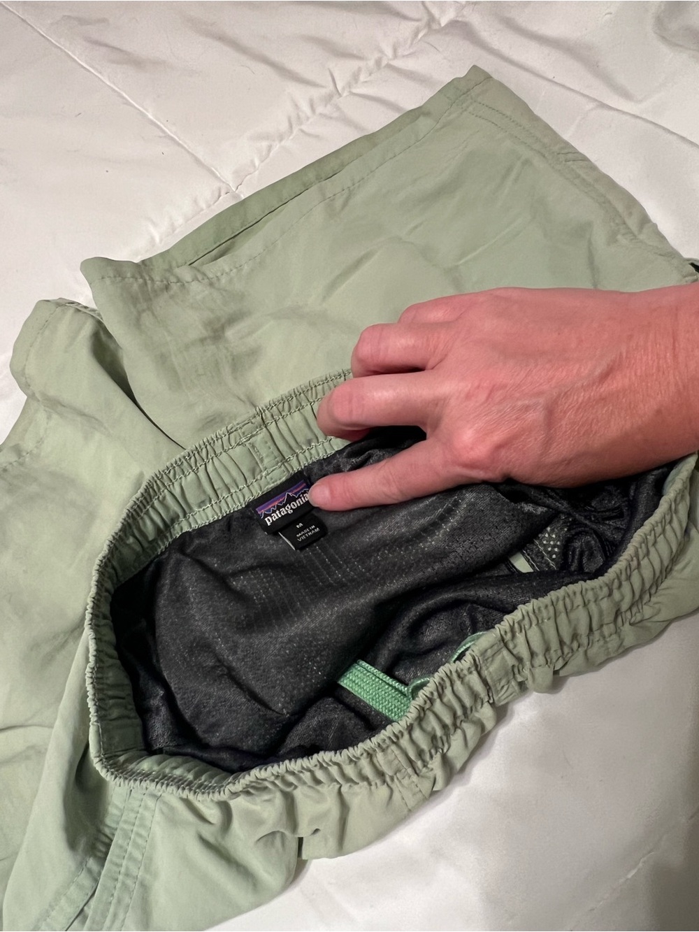Patagonia Boy’s Light Green Elastic-Waist Swim trunks - Picture 5 of 5